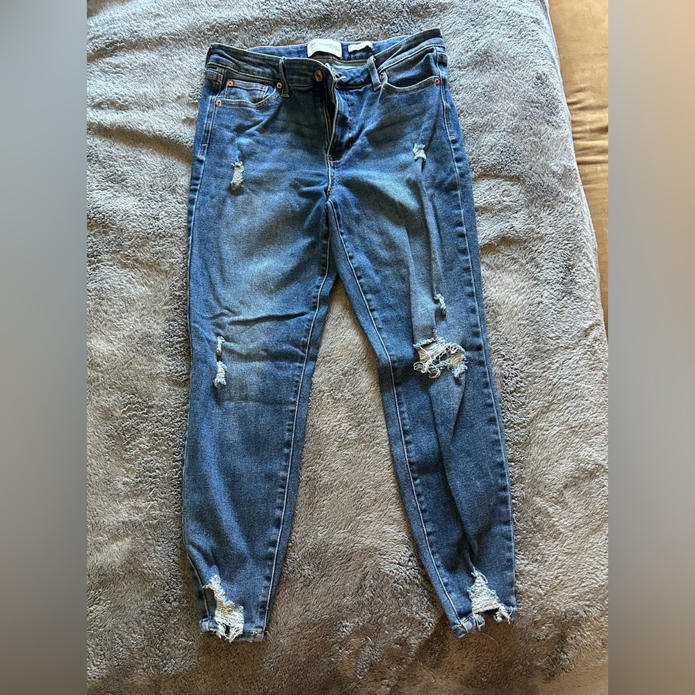 Celebrity Pink Distressed Skinny Jeans in Blue